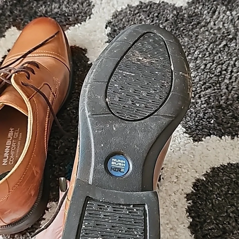 Nunn Bush sz 13 tan leather dress shoes
